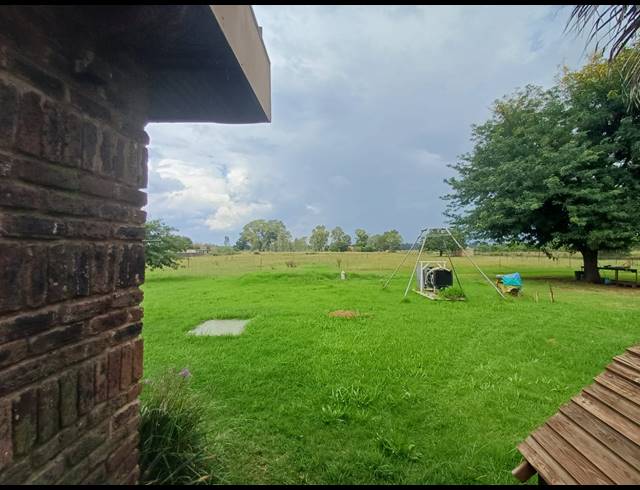 5 BEDROOM HOUSE FOR SALE IN THEOVILLE